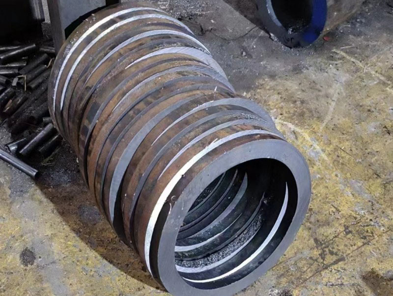 萨迦30CrMo无缝钢管切割